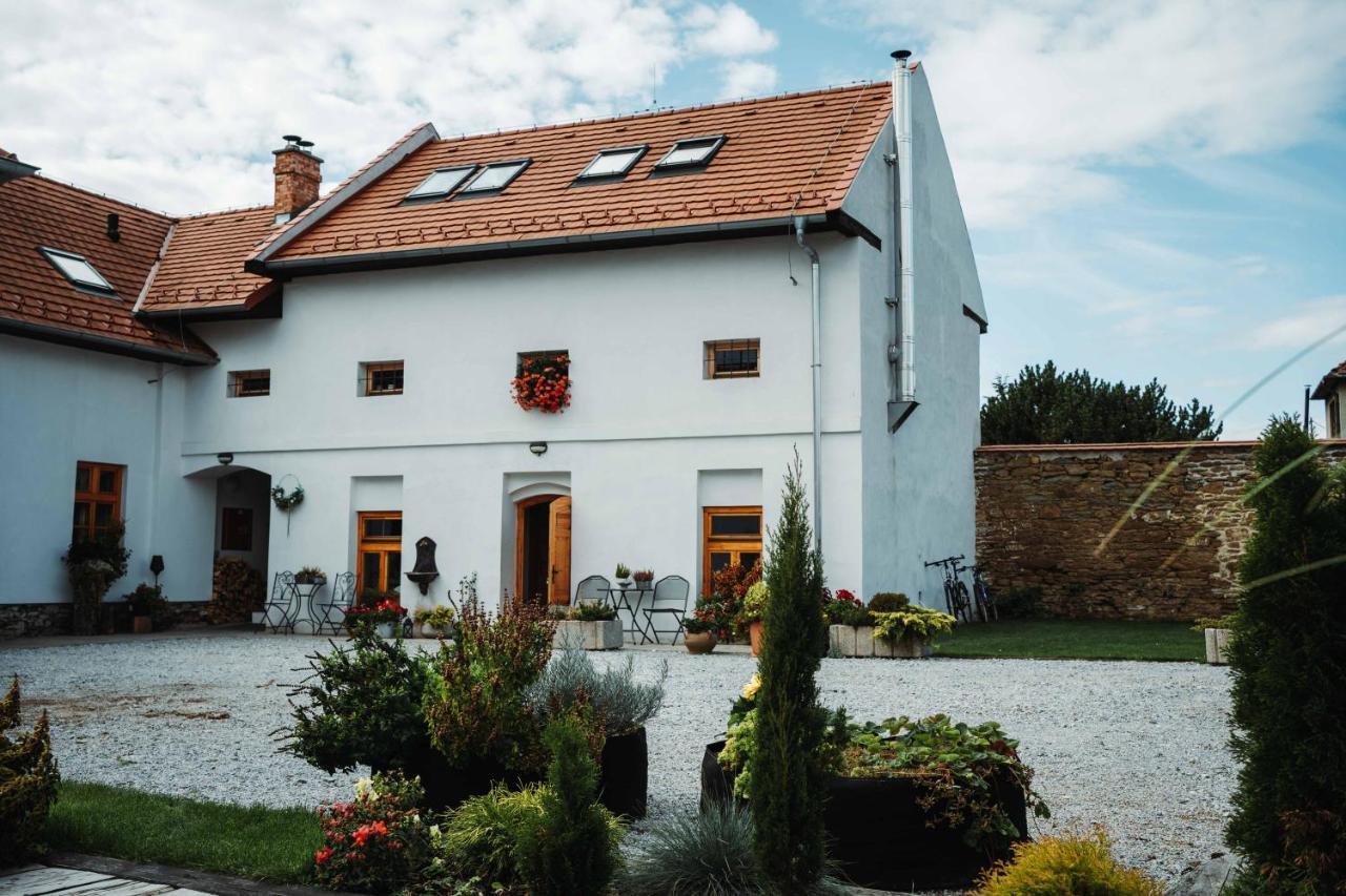 Cakyho Kuria - Mezonetovy Apartman S Krbom A Saunami Сміжани Екстер'єр фото