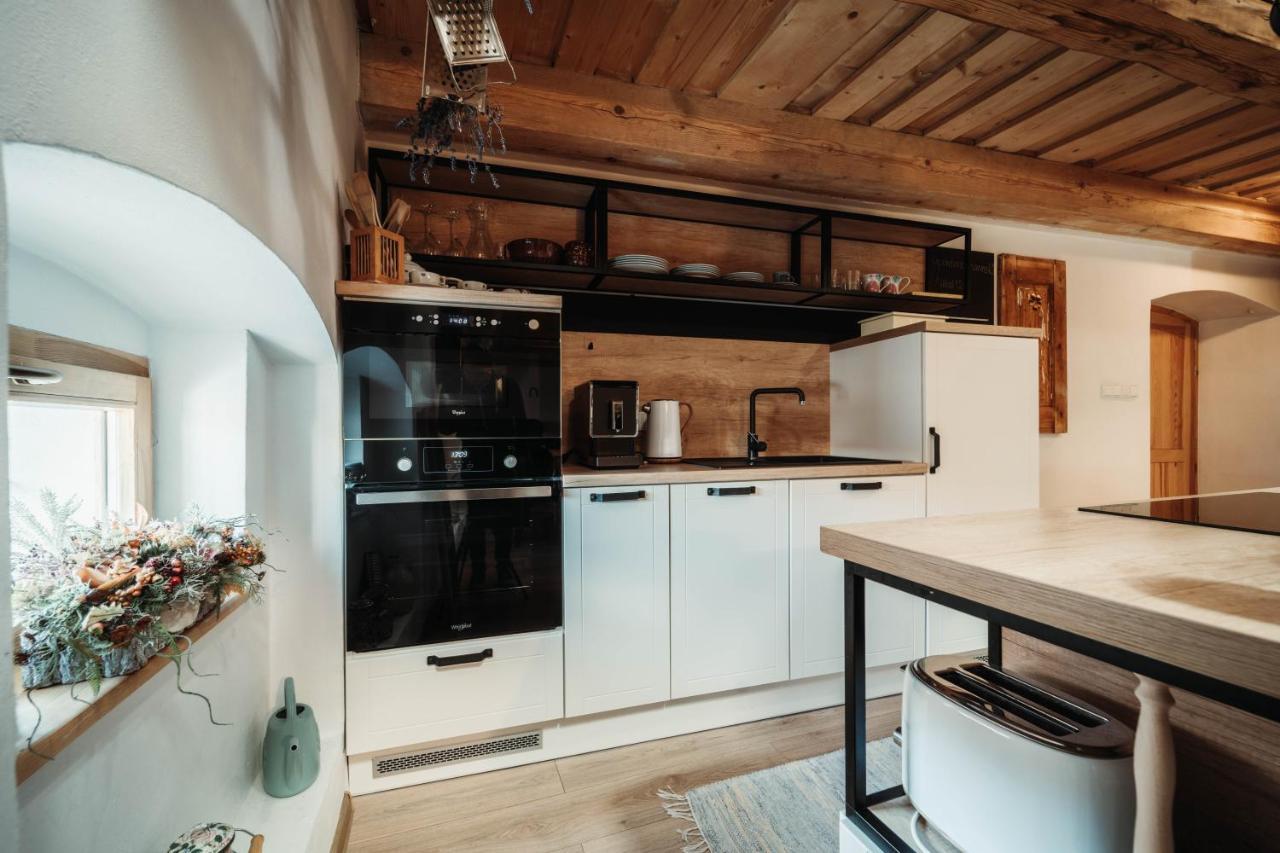 Cakyho Kuria - Mezonetovy Apartman S Krbom A Saunami Сміжани Екстер'єр фото