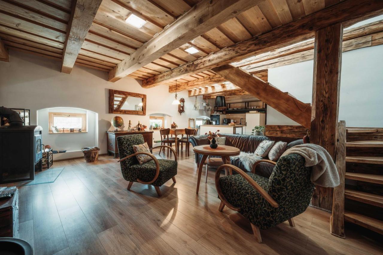 Cakyho Kuria - Mezonetovy Apartman S Krbom A Saunami Сміжани Екстер'єр фото