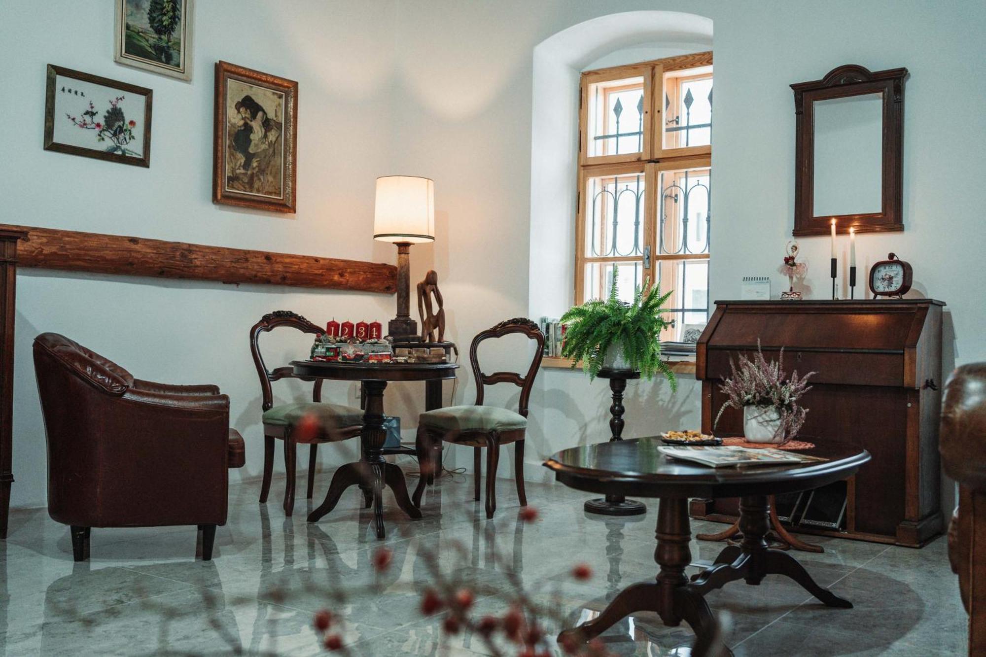 Cakyho Kuria - Mezonetovy Apartman S Krbom A Saunami Сміжани Екстер'єр фото